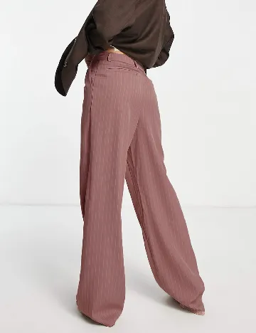 Pantaloni MISSGUIDED Plus Size, roz pudra inchis Roz