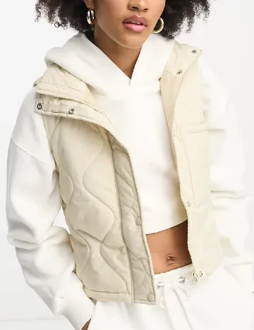 Vesta ASOS, crem Crem