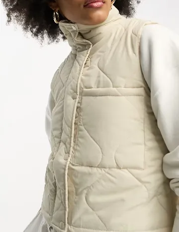 Vesta ASOS, crem Crem