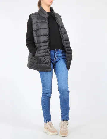 Vesta Cecil, negru Negru
