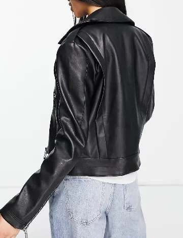 Jacheta Pimkie, negru Negru