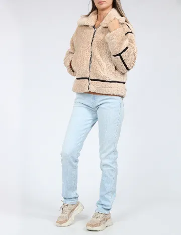 Jacheta Zara, crem Crem
