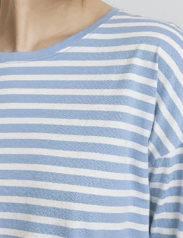 Bluza Oxmo, albastru Albastru