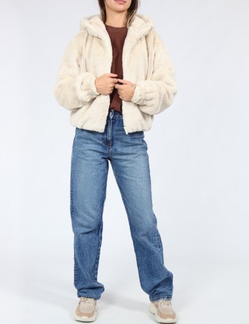 Jacheta Stradivarius, bej