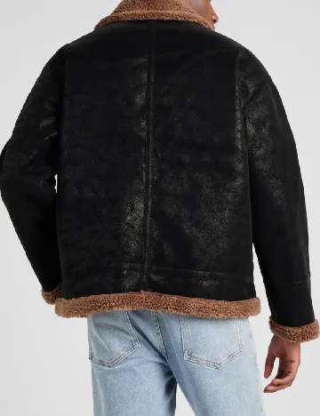 Jacheta Topman, negru Negru