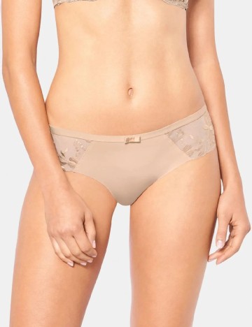 Chilot Triumph, crem