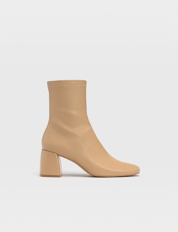 Botine Stradivarius, maro