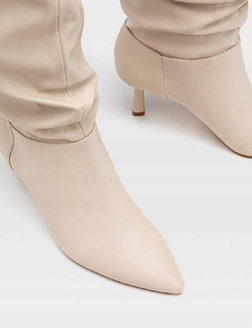 Cizme Stradivarius, crem