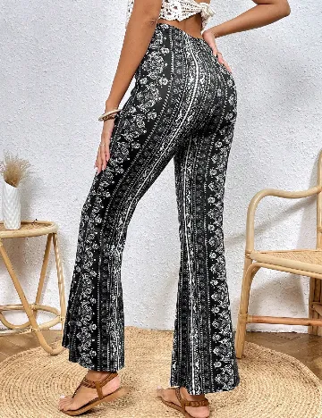 Pantaloni SHEIN, negru Negru