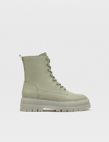 Ghete Stradivarius, verde