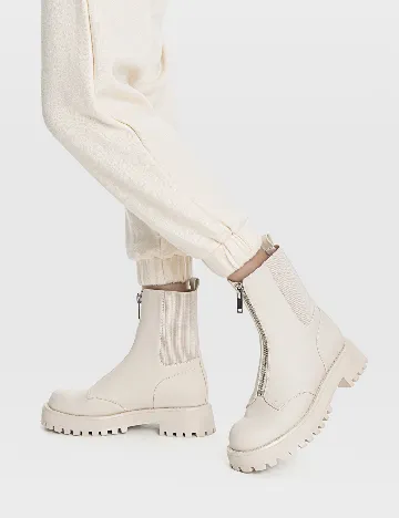 Ghete Stradivarius, crem Crem