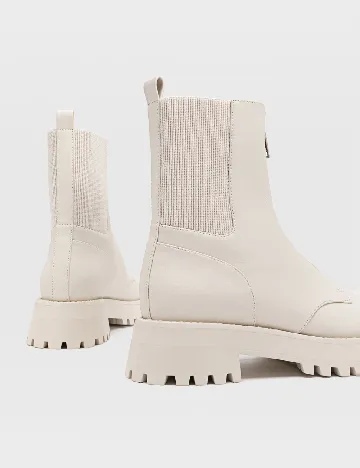 Ghete Stradivarius, crem Crem
