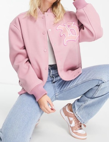 Jacheta Miss Selfridge, roz