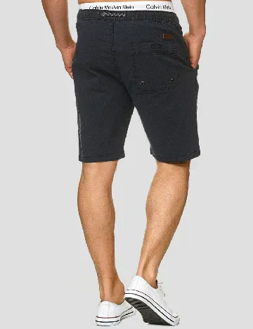 Pantaloni scurti INDICODE, negru Negru