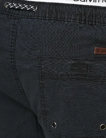 Pantaloni scurti INDICODE, negru Negru