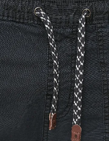 Pantaloni scurti INDICODE, negru Negru