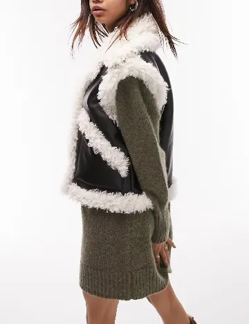 Vesta ASOS, negru Negru
