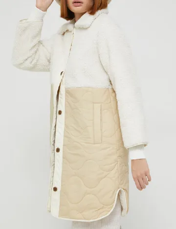 Geaca Abercrombie&Fitch, alb/bej Crem