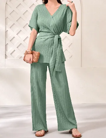 Compleu SHEIN, verde deschis Verde