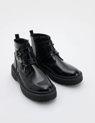 Ghete Reserved, negru Negru