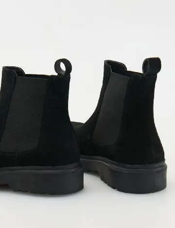 Ghete Reserved, negru Negru