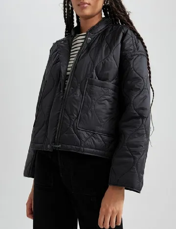 Jacheta DeFacto, negru Negru