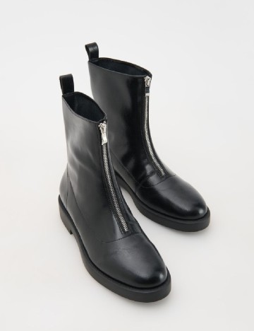 Ghete Reserved, negru