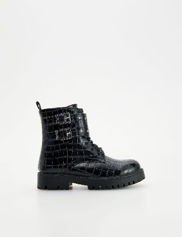 Ghete Reserved, negru