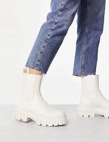 Ghete Stradivarius, crem Crem