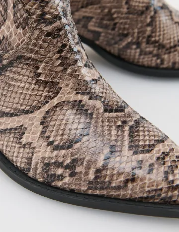 Cizme Reserved, imprimeu sarpe Animal print