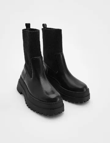 Ghete Reserved, negru Negru