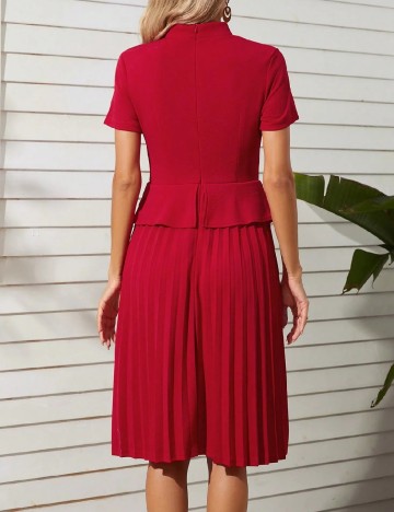Rochie medie Homeyee, rosu