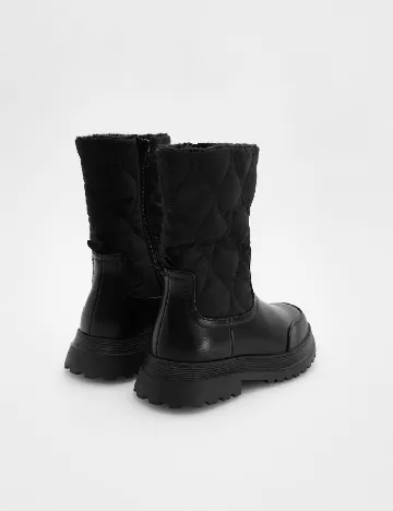 Ghete Reserved, negru Negru