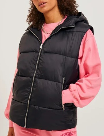 Vesta Jacqueline de Yong, negru