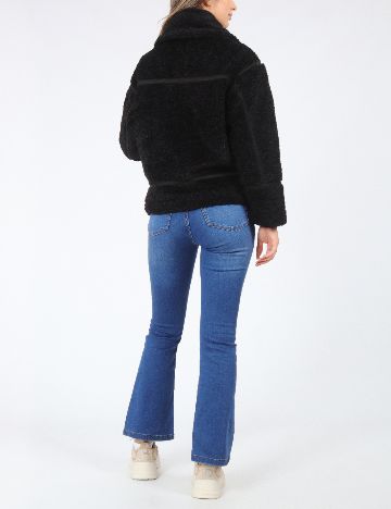 Jacheta Zara, negru