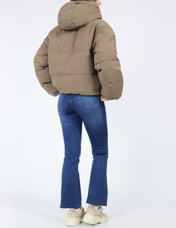Geaca Primark, maro