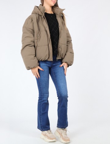 Geaca Primark, maro