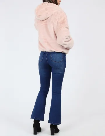 Jacheta Stradivarius, roz Roz