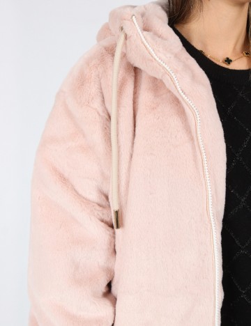 Jacheta Stradivarius, roz