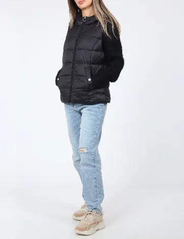 Vesta Jacqueline de Yong, negru Negru