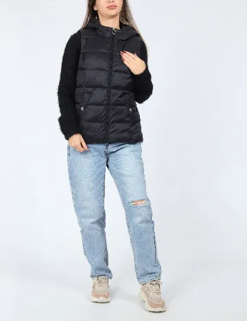 Vesta Jacqueline de Yong, negru Negru