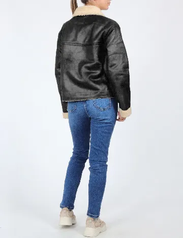 Jacheta Zara, negru Negru