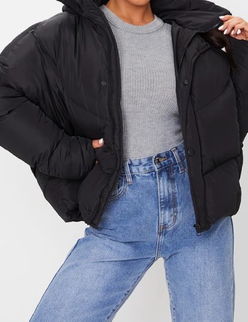 Geaca PrettyLittleThing, negru