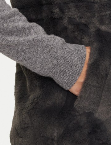 Vesta Vero Moda, gri