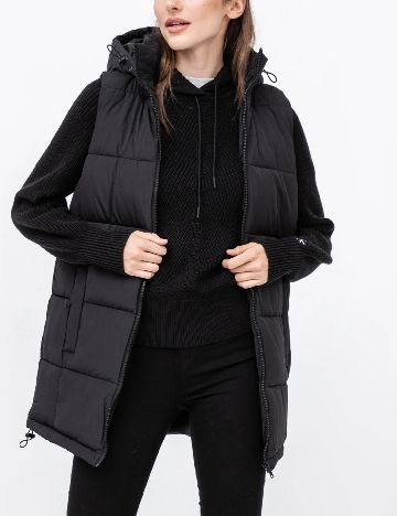 Vesta Noisy May, negru