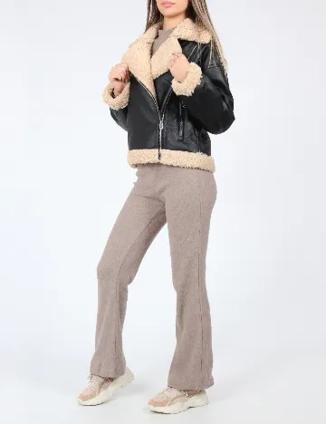 Jacheta Bershka, negru Negru