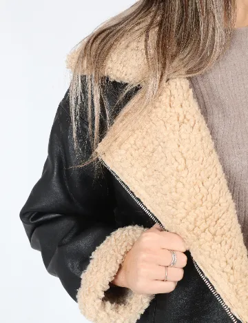 Jacheta Bershka, negru Negru