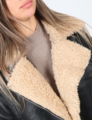 Jacheta Bershka, negru