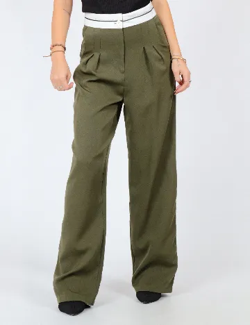 Pantaloni SHEIN, kaki Verde