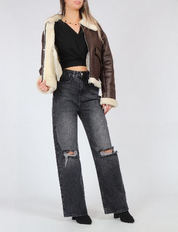 Jacheta Zara, maro